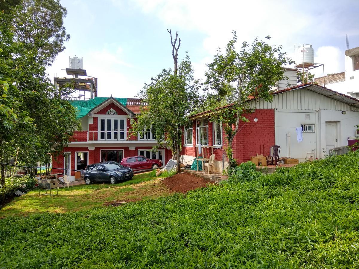 Myspace Holiday Inn Ooty Exterior foto